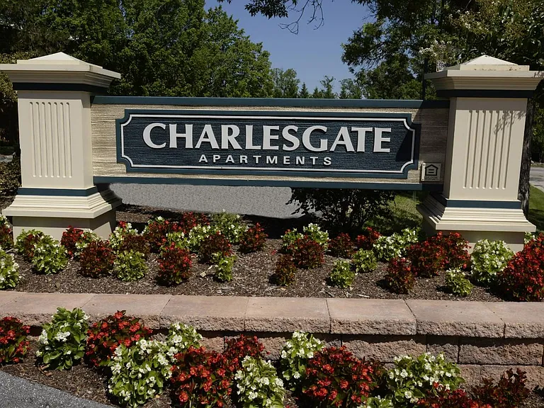 Charlesgate Apartments — Photo 1