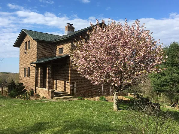 7895 N Coolville Ridge Rd, Athens, OH 45701