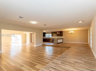 4524 Monroe St, Hollywood, FL 33021