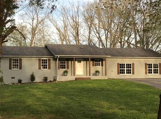1694 Apple Valley Dr, Cookeville, TN 38501