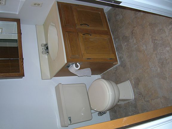 5th image of 2619 Barclay St