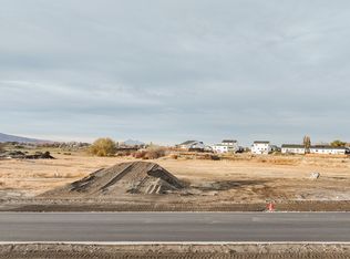 838 W 85 S, Hyrum, UT 84319