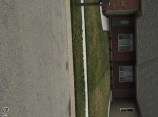 4813 Chestnut Dr, Springfield, IL 62711