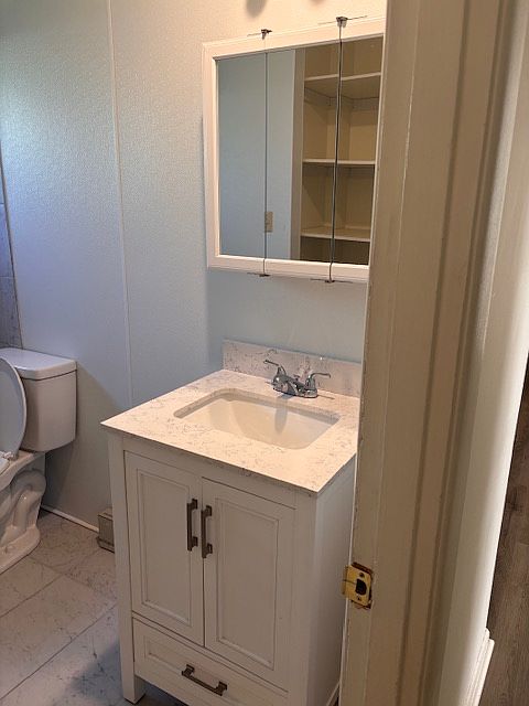 1st image of 1903 Medallion Dr APT 2