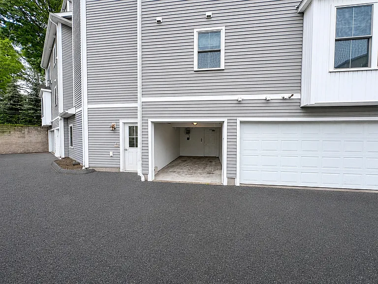 10 W Main St #J102 — Photo 14