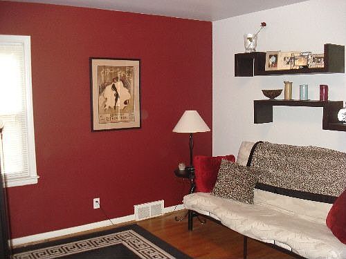 Den\TV Room