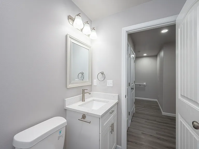9646 Goodrich Rd SE #A-B — Photo 13