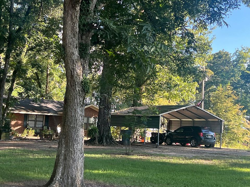 2nd image of 955 Little Lake Rd