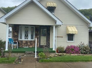 1104 Garfield St, McMechen, WV 26040