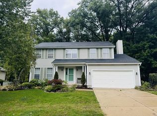 232 Hideaway Ct, Powell, OH