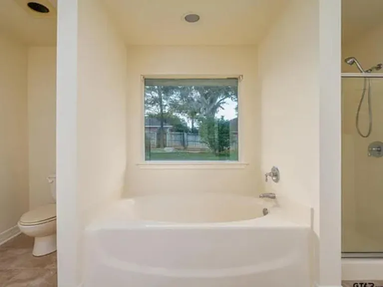 10726 Westhaven Cir — Photo 7