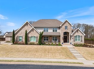 3401 Oak Tree Dr, Centerton, AR 72719