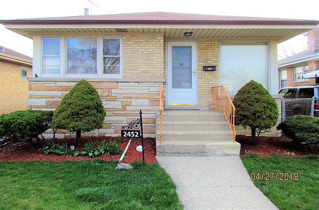 1st image of 2452 Ernst St