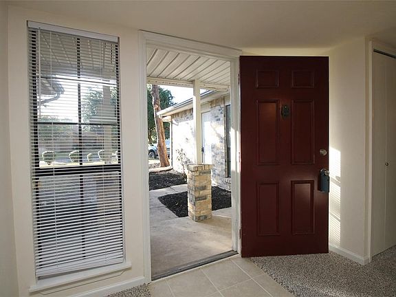 4th image of 6724 Sunnybank Dr