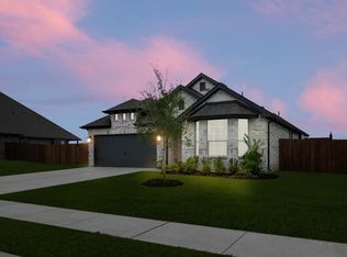 108 Golden Jackal Ct, Godley, TX 76044