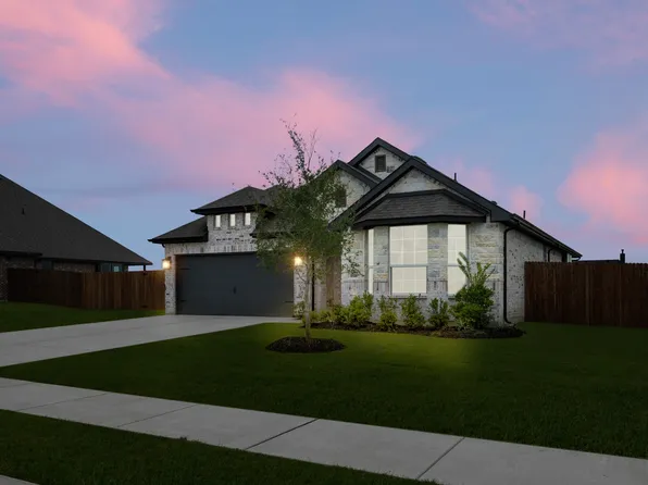 108 Golden Jackal Ct, Godley, TX 76044