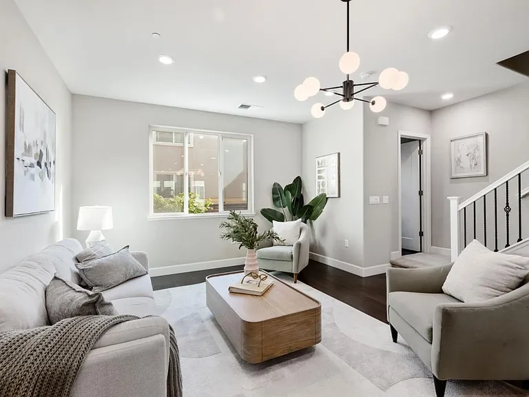 5977 Larkstone Loop — Photo 10