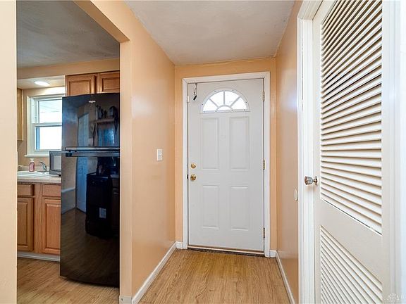5th image of 6524 Menlo Way