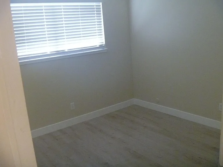 3637 Sutterwoods Way — Photo 17
