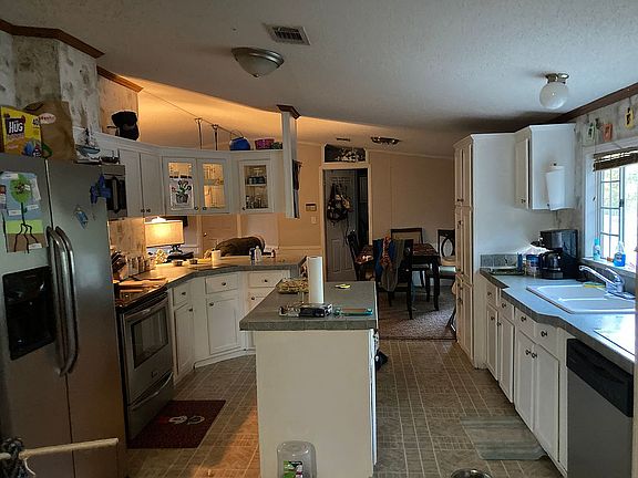 2nd image of 8069 Goodwin Dr