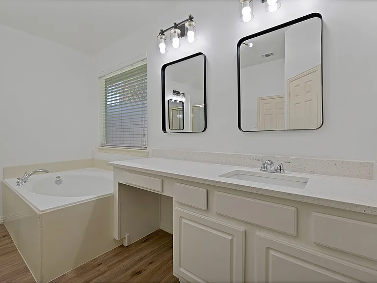 5516 Broken Bend Dr — Photo 18