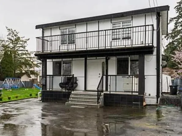 12850 115b Ave, Surrey, BC V3R 2R9
