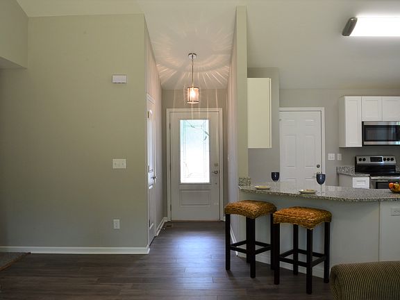 2nd image of 2125 Samanthas Wls