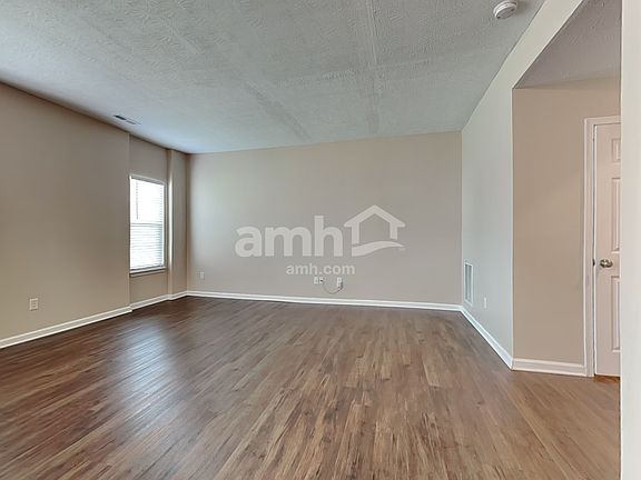 5th image of 5929 Marsh Cir