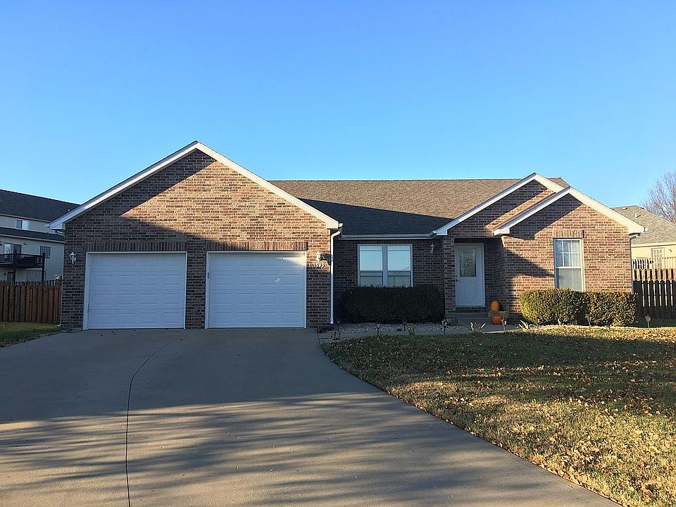 1st image of 1595 Roanoke Dr