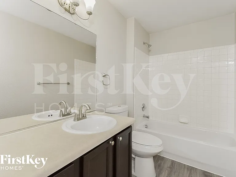 6291 Scottsbluff Dr — Photo 13