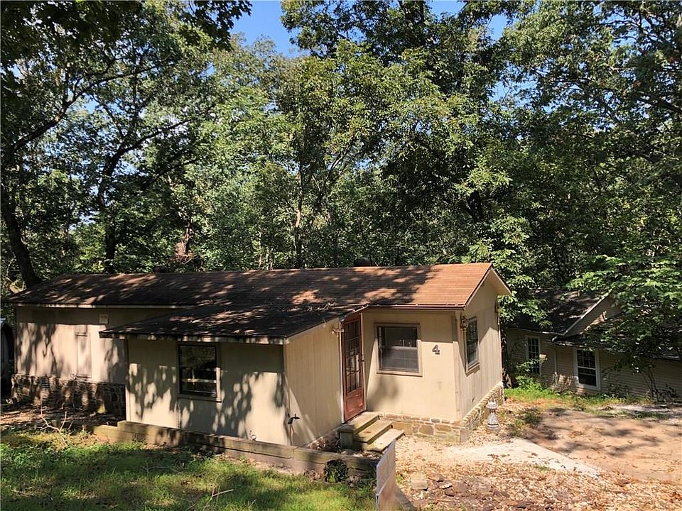 1st image of 4 Shady Lane Ave