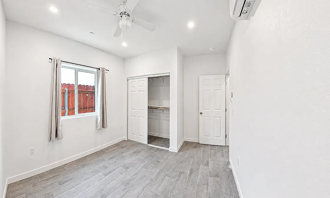 855 Winston Dr — Photo 4