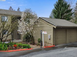 50 Cervantes Cir, Lake Oswego, OR 97035