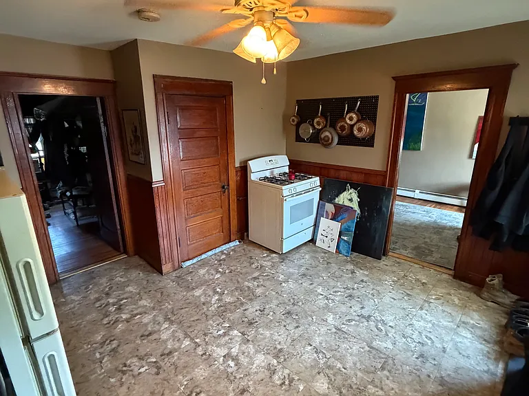 76 Phebe St #3 — Photo 2