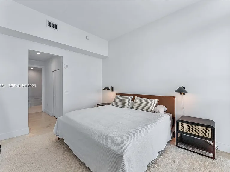 950 Brickell Bay Dr #5506 — Photo 21