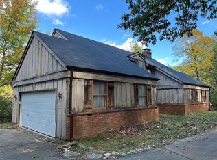 1442 Christmas Creek Rd, Chesterfield, MO 63005