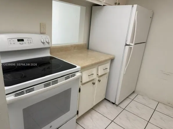 14221 N Kendall Dr #211C, Miami, FL 33183