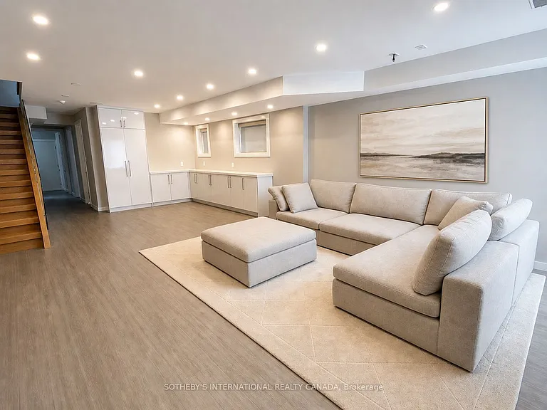 55 Tilson Rd — Photo 15