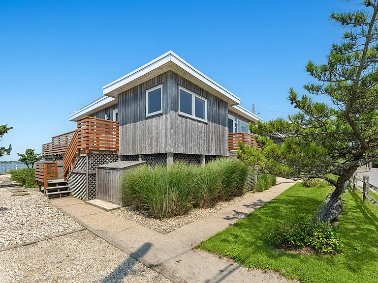 124 Point Rd — Photo 24