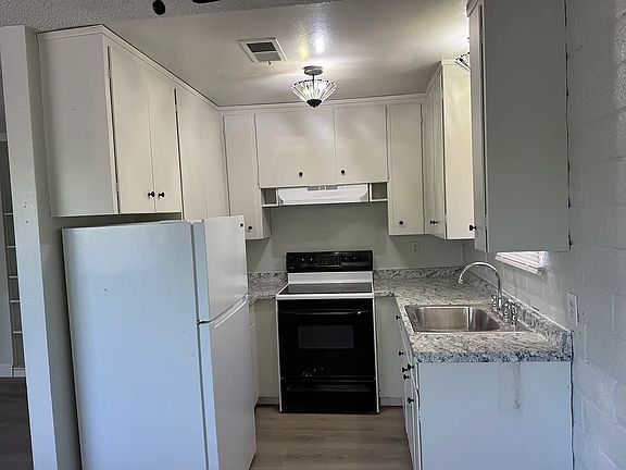 3rd image of 1204 Franzel Rd #1204