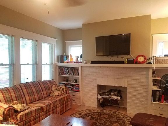 3rd image of 4453 N Murray Ave