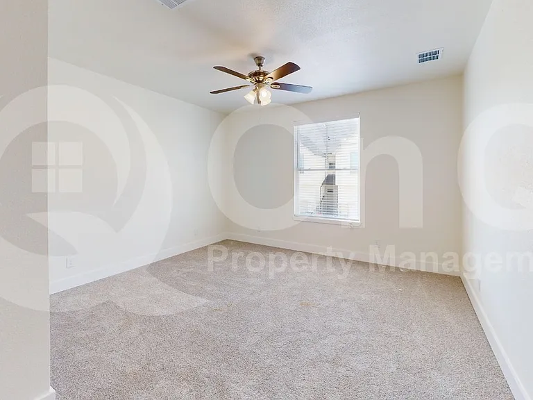 237 Mule Deer Mews — Photo 12