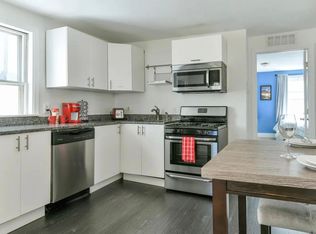 158 Everett St #2, Boston, MA 02128