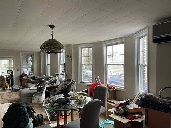 4th image of 522 Minnieford Ave