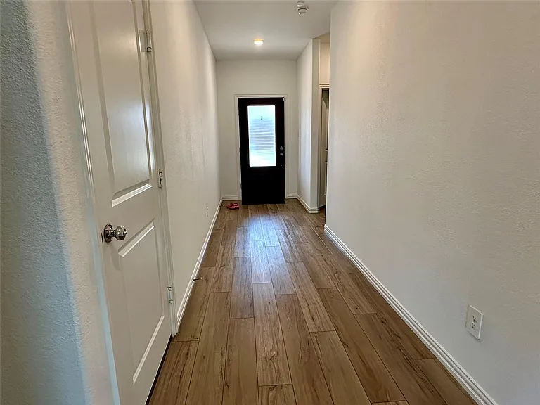 2102 Fimbry Dr — Photo 3