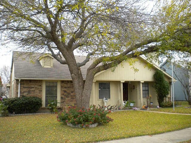 1st image of 1514 Burgundy St