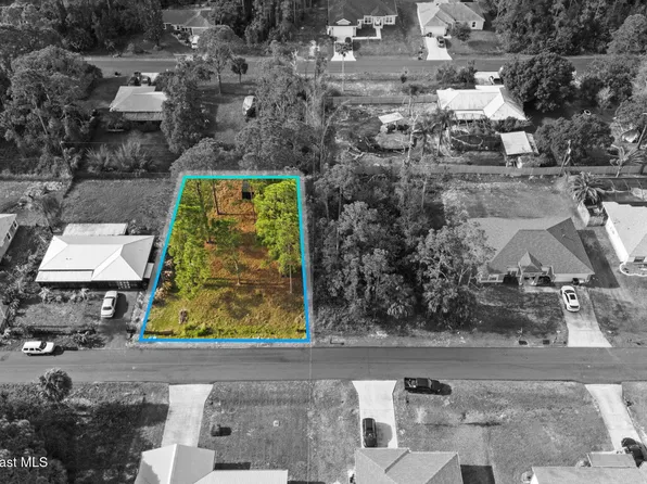 1330 Gimlet St NW, Palm Bay, FL 32907