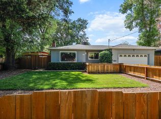 5730 E Bonnyview Rd, Redding, CA 96001