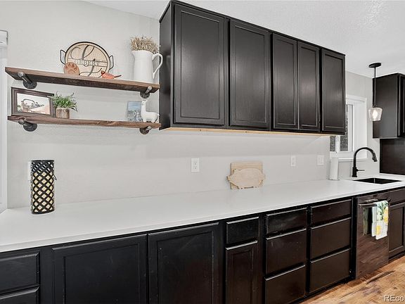 5th image of 10950 Jay Street