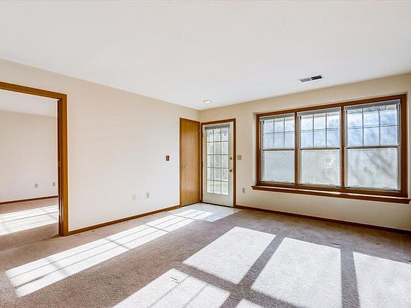 3rd image of 6035 S Crosswinds Dr Unit 7